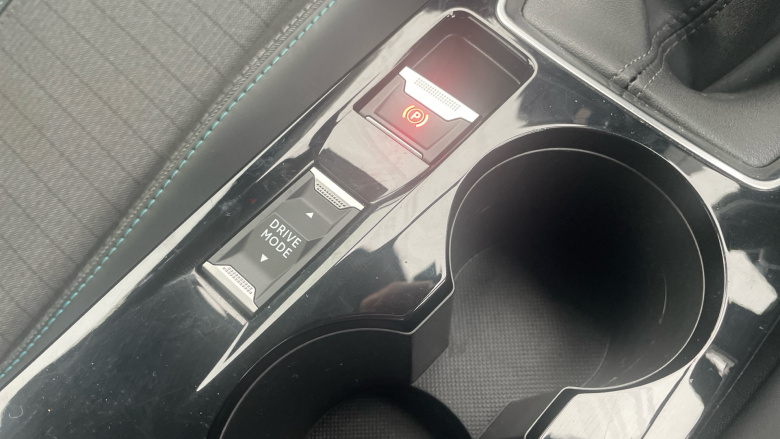 Peugeot 208 1.2 PureTech 100 Allure Premium 5dr Petrol Hatchback